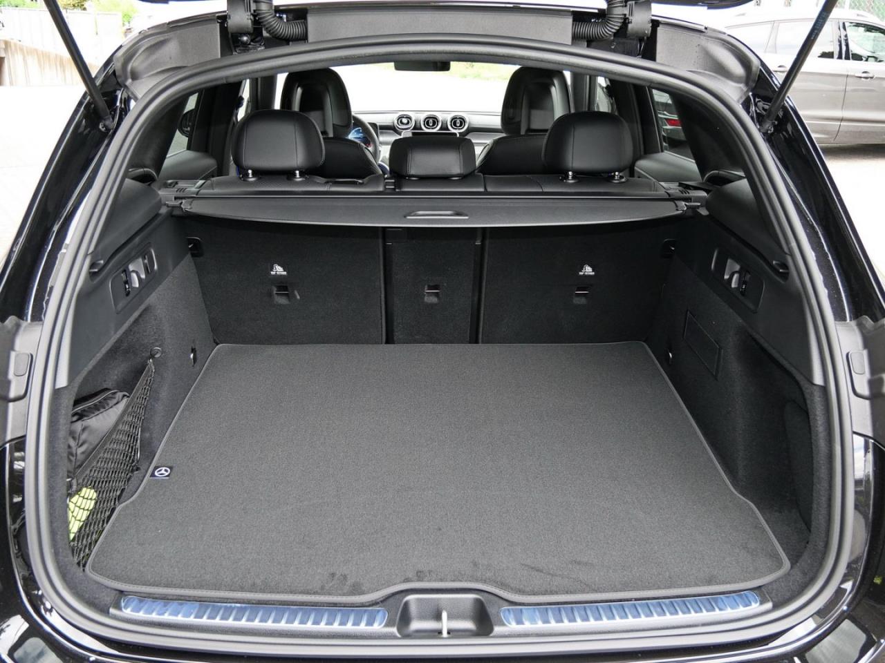 Mercedes-Benz GLC 220 d 4MATIC AMG Panorama Distronic 360° AHK