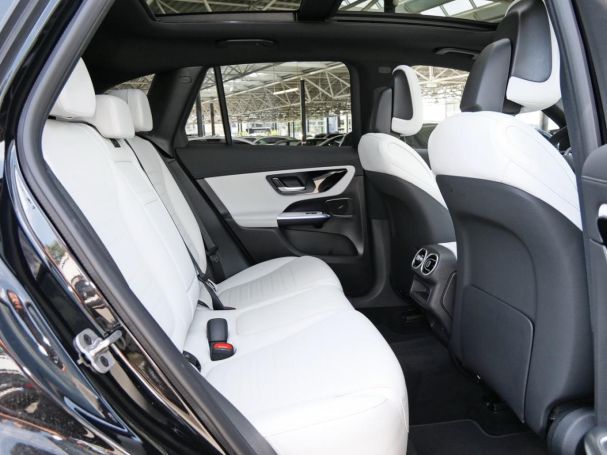 Mercedes-Benz GLC 220 d 4MATIC AMG Distronic Panorama 360° AHK