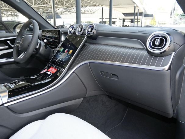 Mercedes-Benz GLC 220 d 4MATIC AMG Distronic Panorama 360° AHK