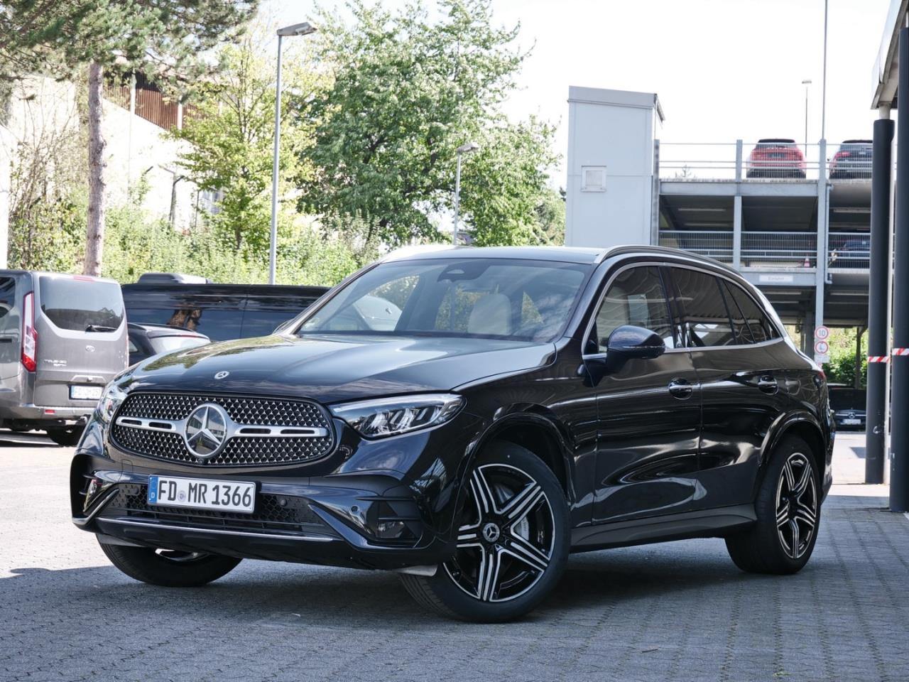 Mercedes-Benz GLC 220 d 4MATIC AMG Distronic Panorama 360° AHK
