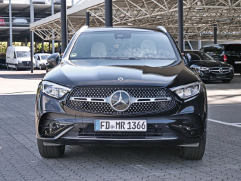 Mercedes-Benz GLC 220 d 4MATIC AMG Distronic Panorama 360° AHK