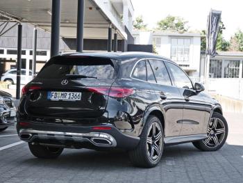 Mercedes-Benz GLC 220 d 4MATIC AMG Distronic Panorama 360° AHK
