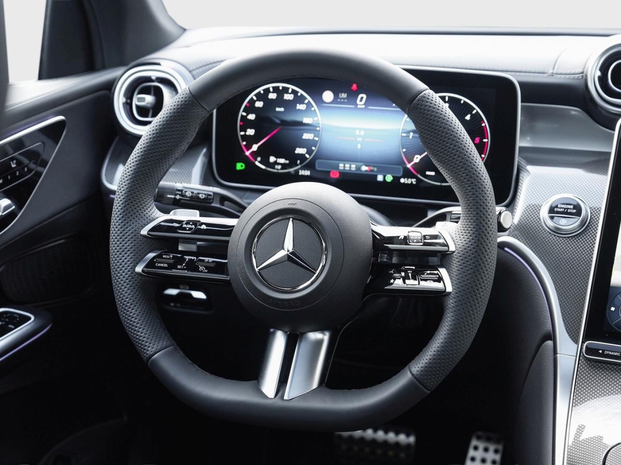 Mercedes-Benz GLC 220 d 4MATIC AMG Night Panorama Memory 360°