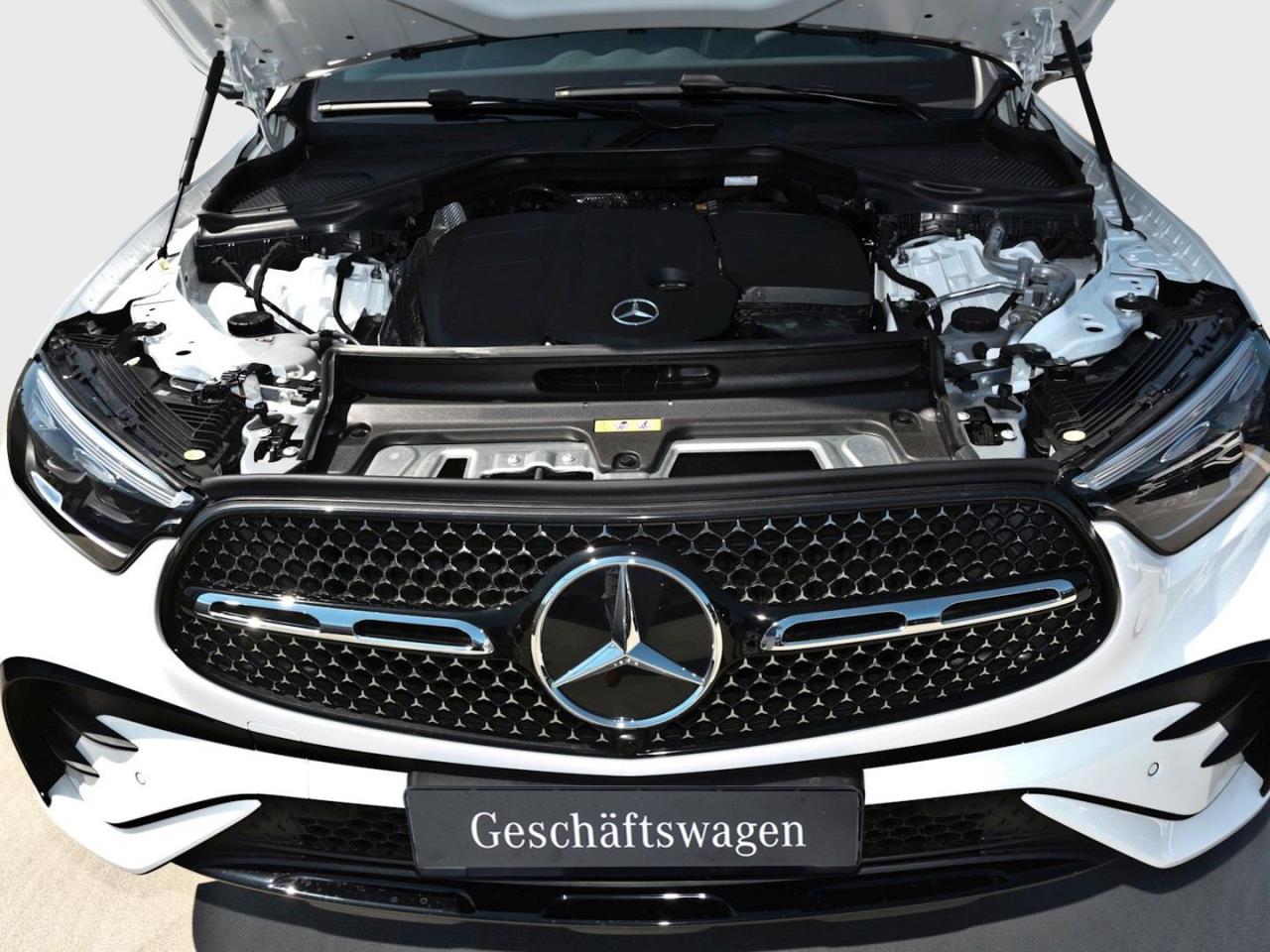 Mercedes-Benz GLC 220 d 4MATIC AMG Night Panorama Kamera AHK