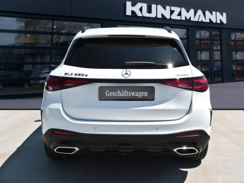 Mercedes-Benz GLC 220 d 4MATIC AMG Night Panorama Kamera AHK