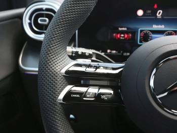 Mercedes-Benz GLC 220 d 4MATIC AMG Night Panorama AHK 360°