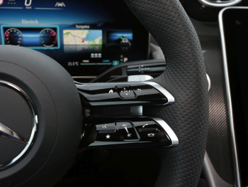 Mercedes-Benz GLC 220 d 4MATIC AMG Distronic Memory 360° AHK
