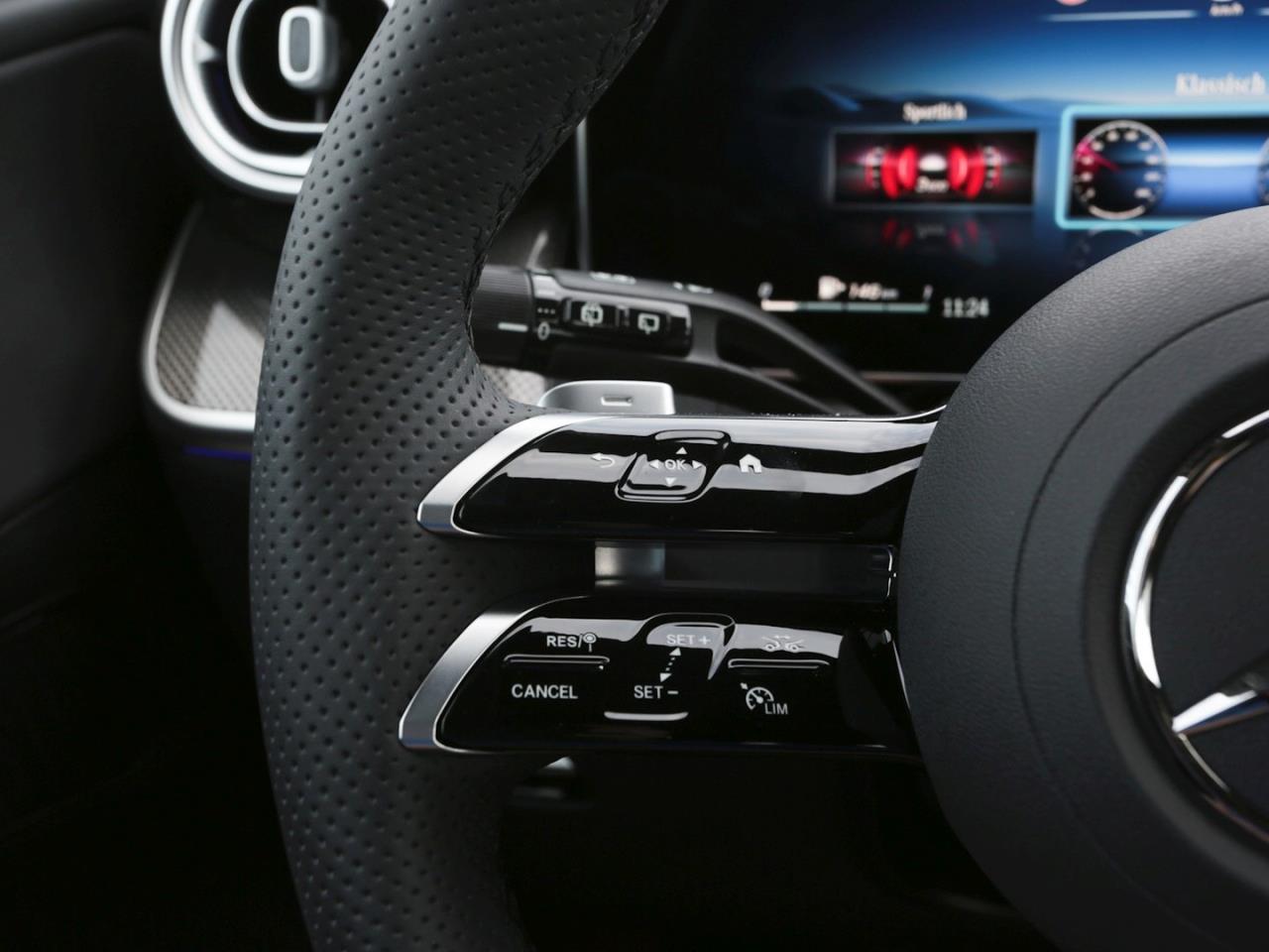 Mercedes-Benz GLC 220 d 4MATIC AMG Distronic Memory 360° AHK