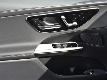 Mercedes-Benz GLC 220 d 4MATIC AMG Distronic Memory 360° AHK