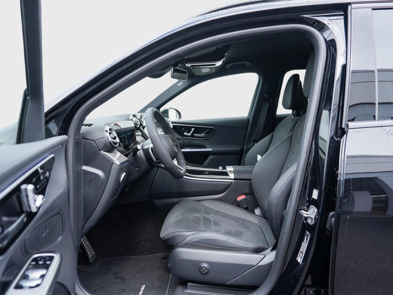 Mercedes-Benz GLC 220 d 4MATIC AMG Night AHK 360? Distronic