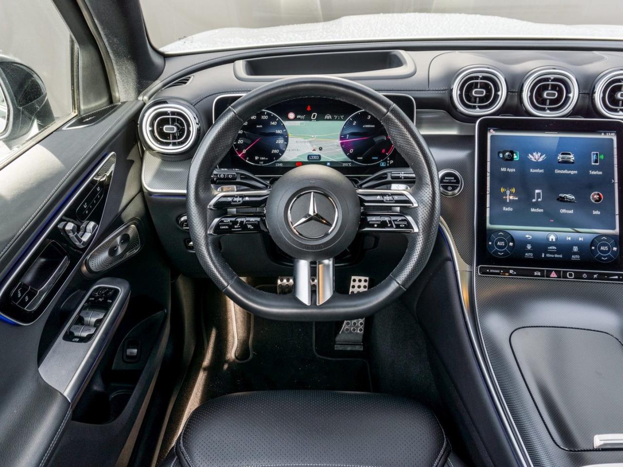 Mercedes-Benz GLC 300 d 4M AMG Night Panorama Distronic 360°