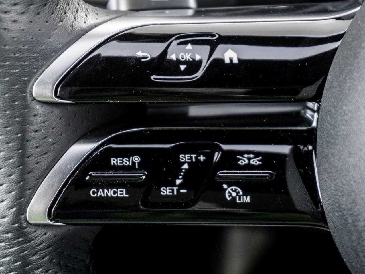 Mercedes-Benz GLC 300 d 4M AMG Night Panorama Distronic 360°
