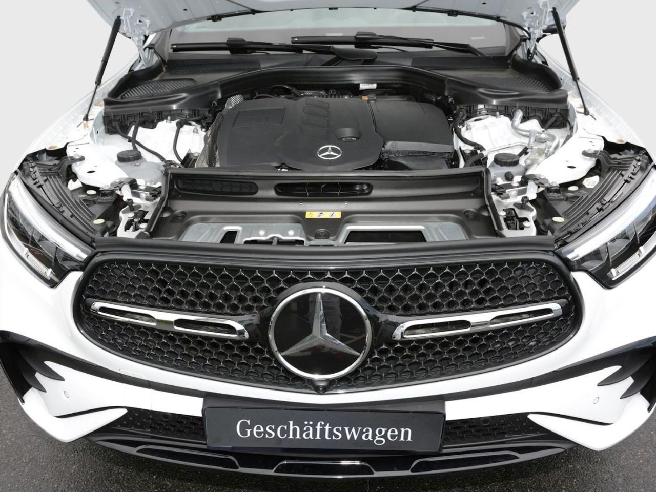 Mercedes-Benz GLC 300 d 4M Edition AMG Night AHK Panorama 360°