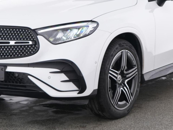 Mercedes-Benz GLC 300 d 4M AMG Night Distronic Panorama 360°