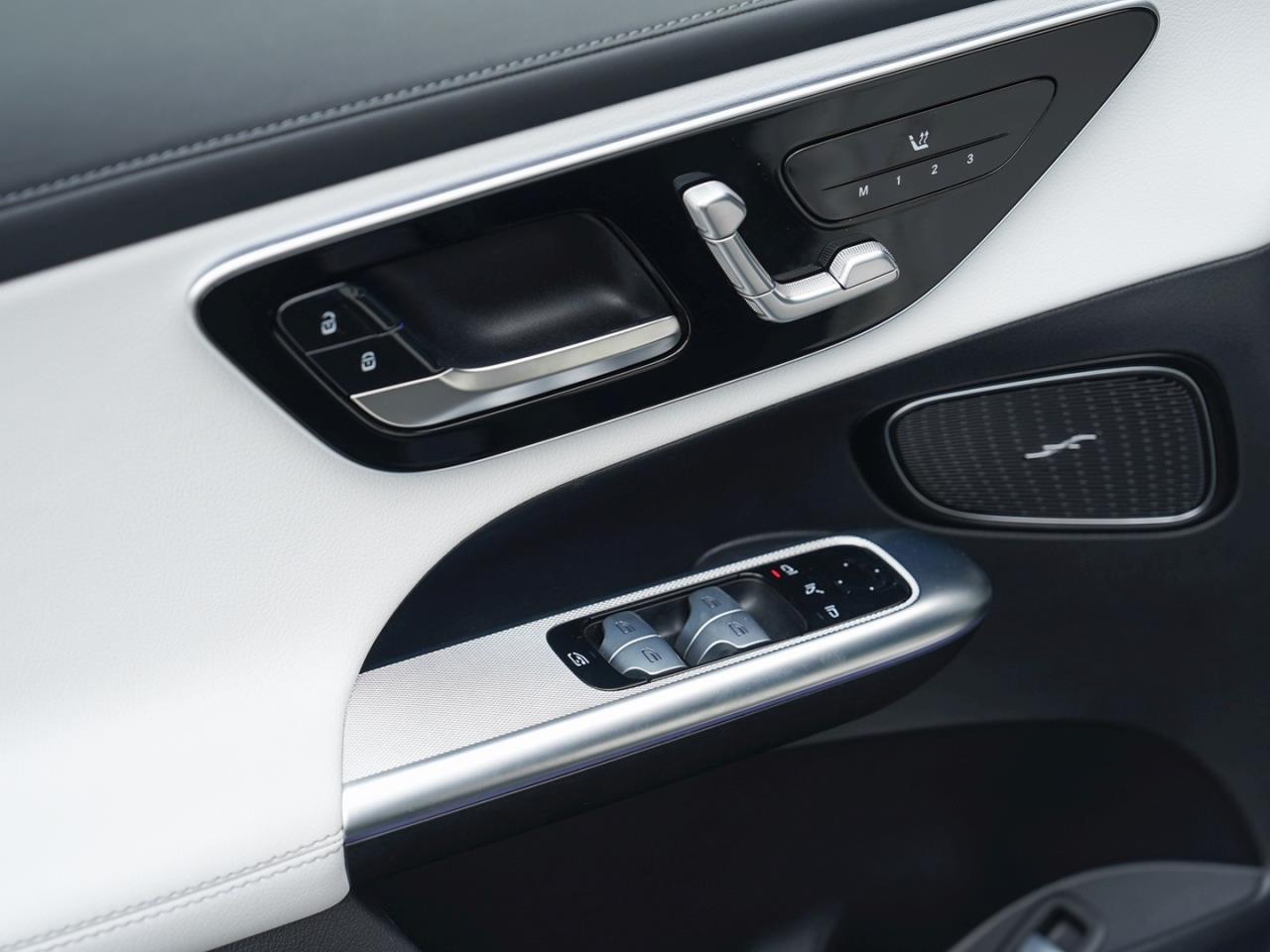 Mercedes-Benz GLC 300 d 4M AMG Night Panorama Memory 360° AHK