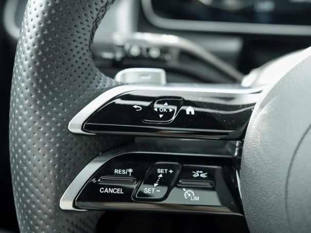 Mercedes-Benz GLC 300 d 4M AMG Night Standhzg Panorama AHK