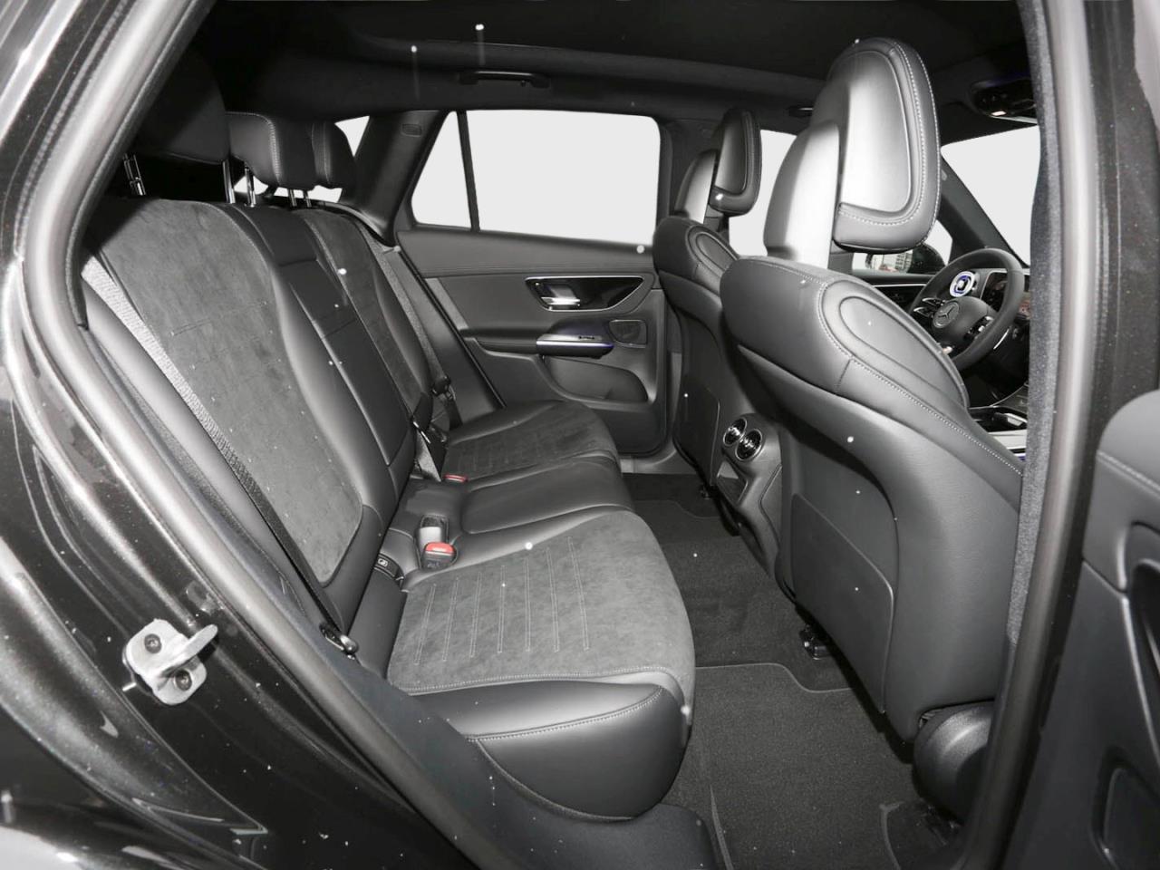 Mercedes-Benz GLC 300 d 4MATIC AMG Night Panorama 360° Memory