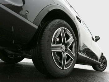 Mercedes-Benz GLC 300 d 4MATIC AMG Night Panorama 360° Memory