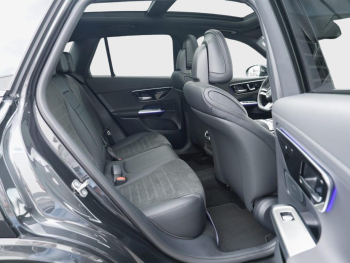 Mercedes-Benz GLC 300 d 4MATIC AMG Night Distronic AHK Panorama