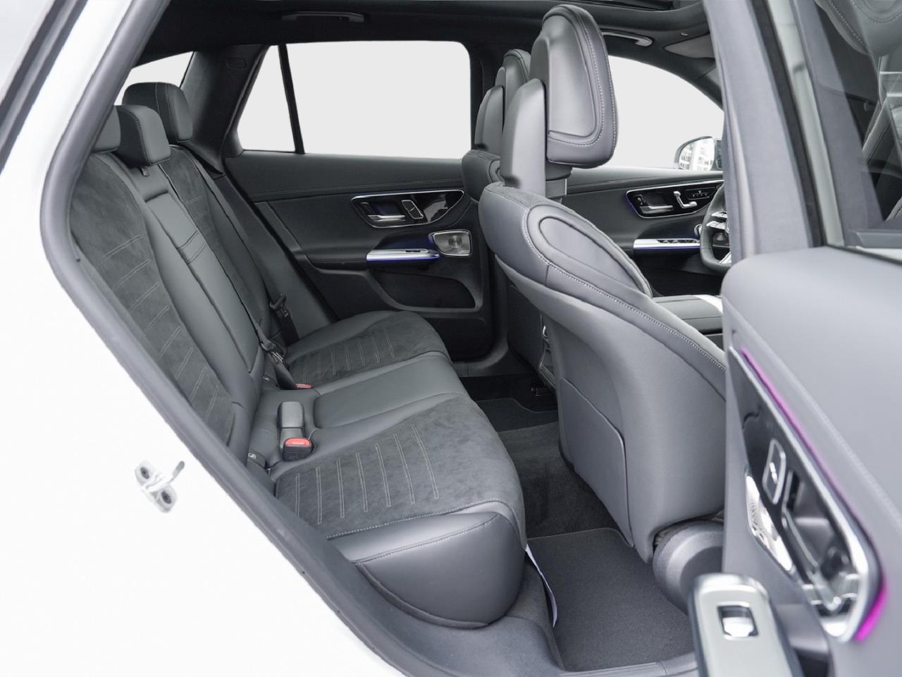 Mercedes-Benz GLC 300 d 4MATIC AMG Night Distronic AHK Panorama