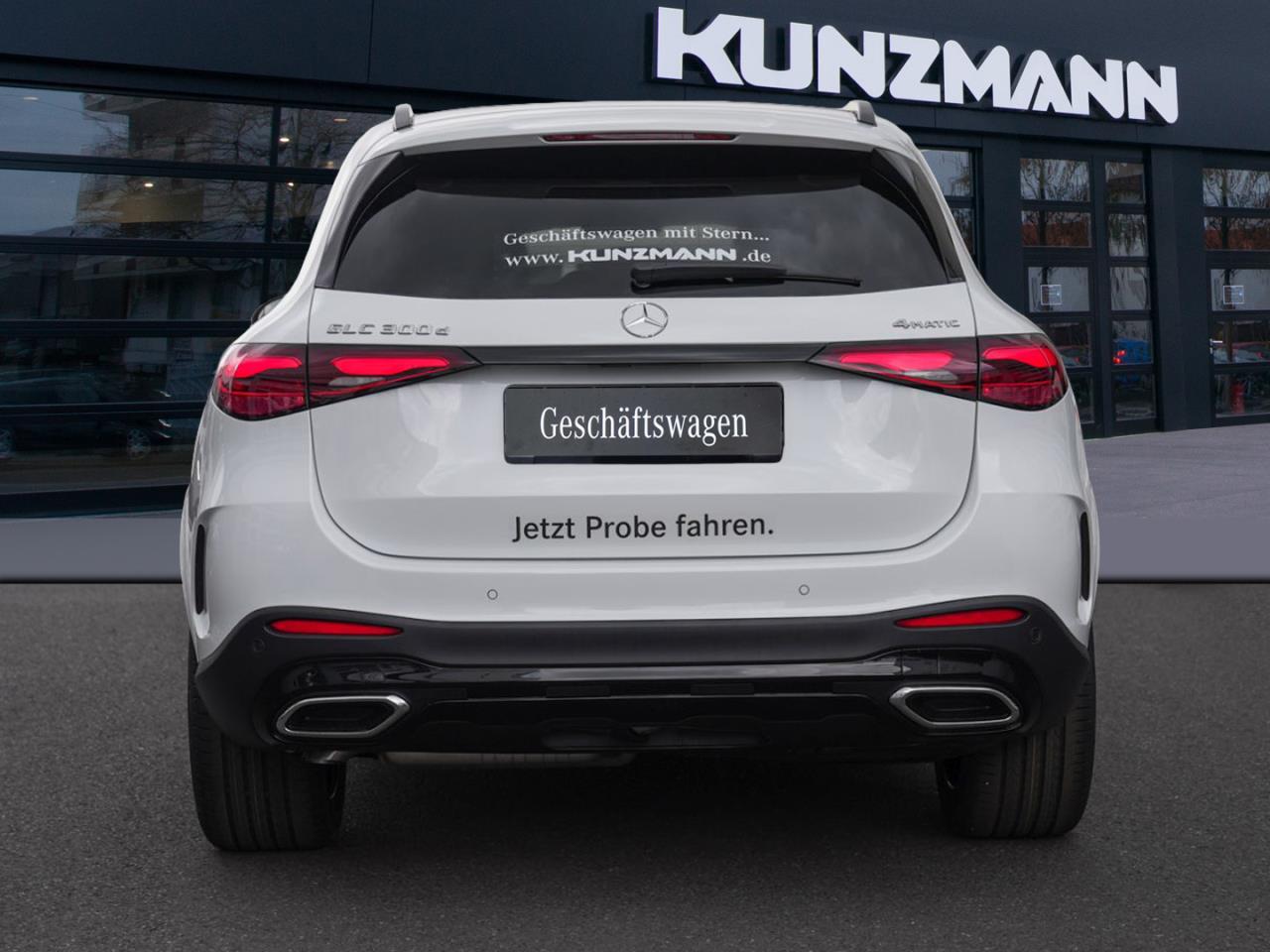 Mercedes-Benz GLC 300 d 4MATIC AMG Night Distronic AHK Panorama