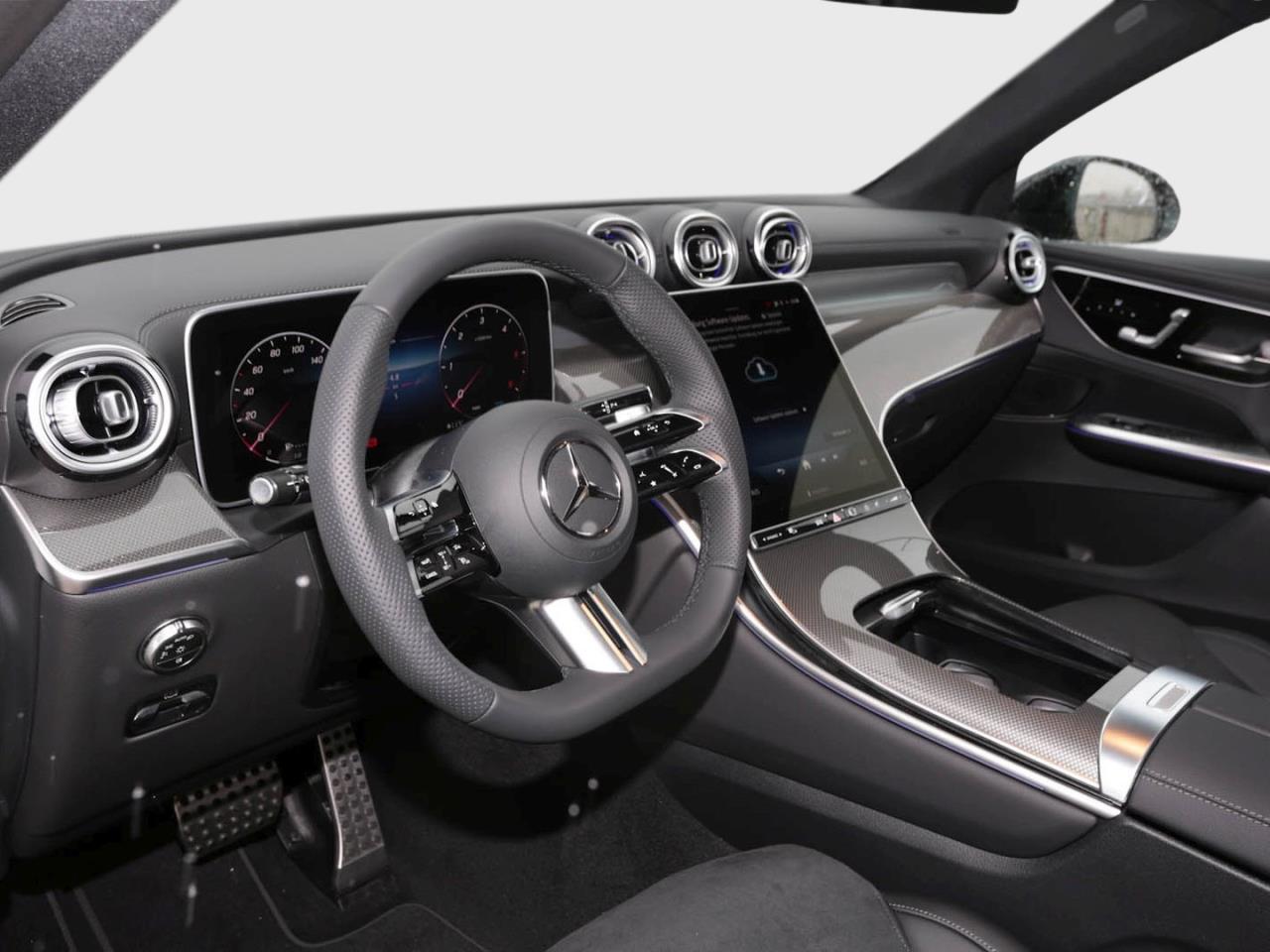 Mercedes-Benz GLC 300 d 4MATIC AMG Panorama 360° Distronic AHK