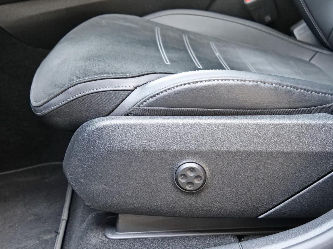 Mercedes-Benz GLC 300 de 4M AMG Night Panorama Distronic 360°