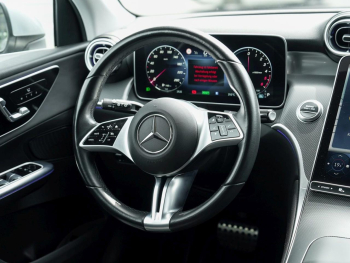 Mercedes-Benz GLC 300 de 4M Avantgarde Kamera AHK EasyP Keyless