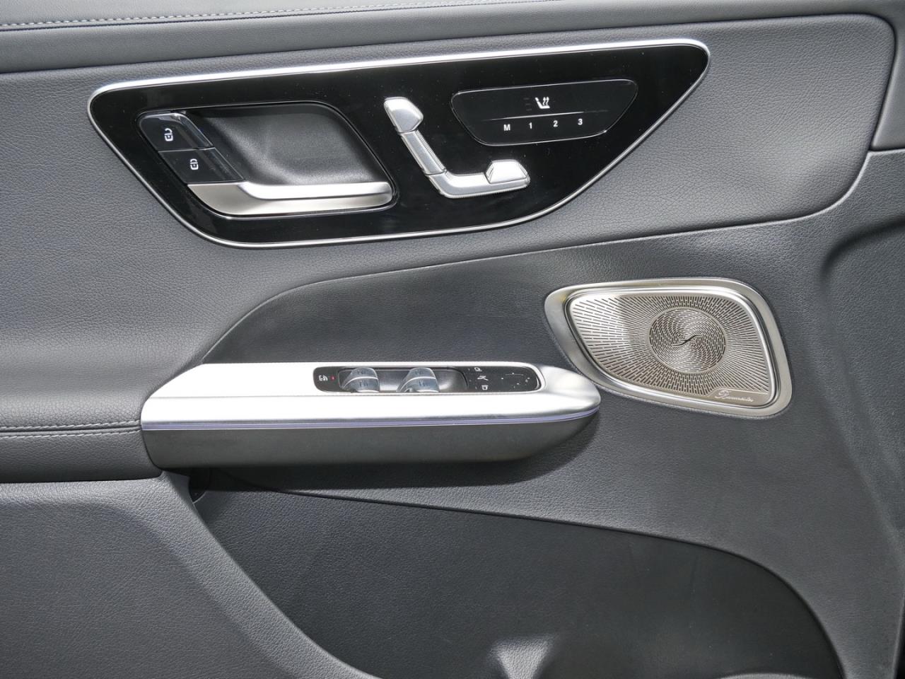 Mercedes-Benz GLC 300 de 4M AMG Panorama Memory 360° HUD AHK