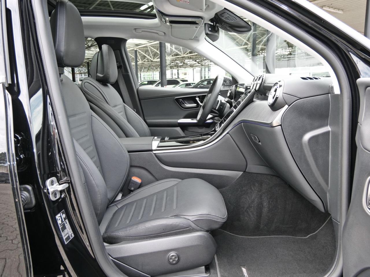 Mercedes-Benz GLC 300 de 4M AMG Panorama Memory 360° HUD AHK