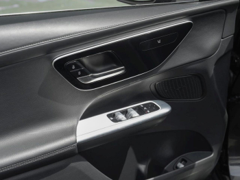 Mercedes-Benz GLC 300 e 4M Avantgarde Distronic 360° AHK