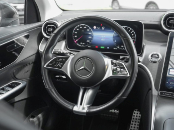 Mercedes-Benz GLC 300 e 4M Avantgarde Distronic 360° AHK
