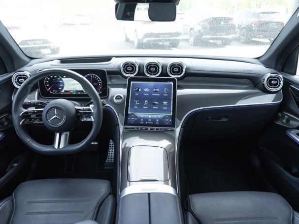 Mercedes-Benz GLC 300 e 4M AMG Distronic Panorama 360° HeadUp