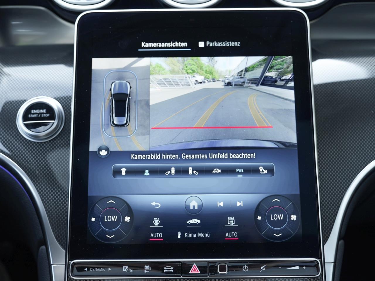 Mercedes-Benz GLC 300 e 4M AMG Distronic Panorama 360° HeadUp