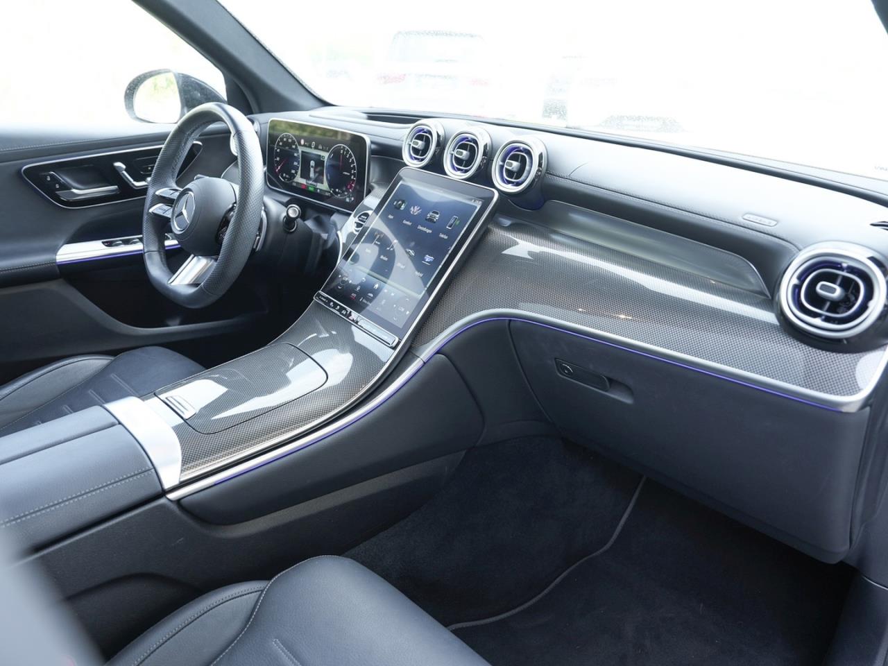 Mercedes-Benz GLC 300 e 4M AMG Distronic Panorama 360° HeadUp
