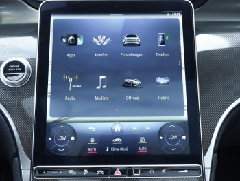 Mercedes-Benz GLC 300 e 4M AMG Distronic Panorama 360° HeadUp