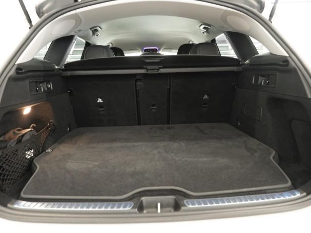 Mercedes-Benz GLC 300 e 4M Avantgarde Distronic Kamera AHK