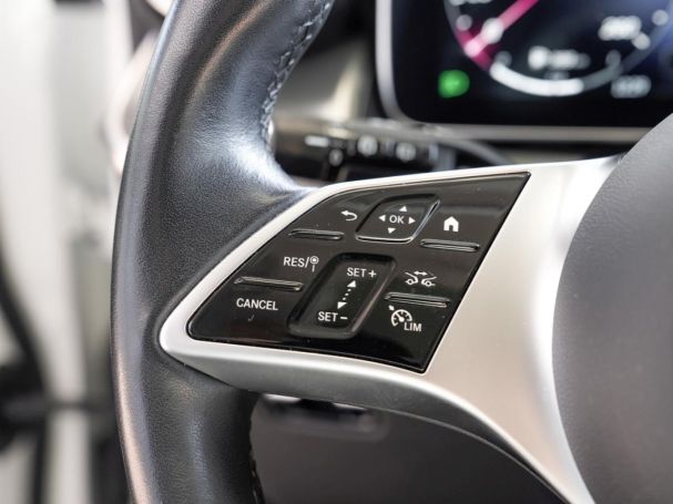 Mercedes-Benz GLC 300 e 4M Avantgarde Distronic Panorama AHK