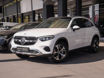 Mercedes-Benz GLC 300 e 4M Avantgarde Distronic Panorama AHK