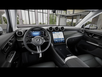 Mercedes-Benz GLC 300 e 4M Avantgarde Distronic Panorama AHK