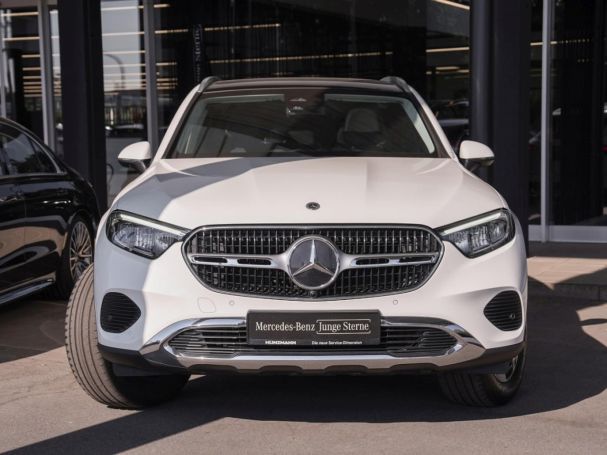 Mercedes-Benz GLC 300 e 4M Avantgarde Distronic Panorama AHK
