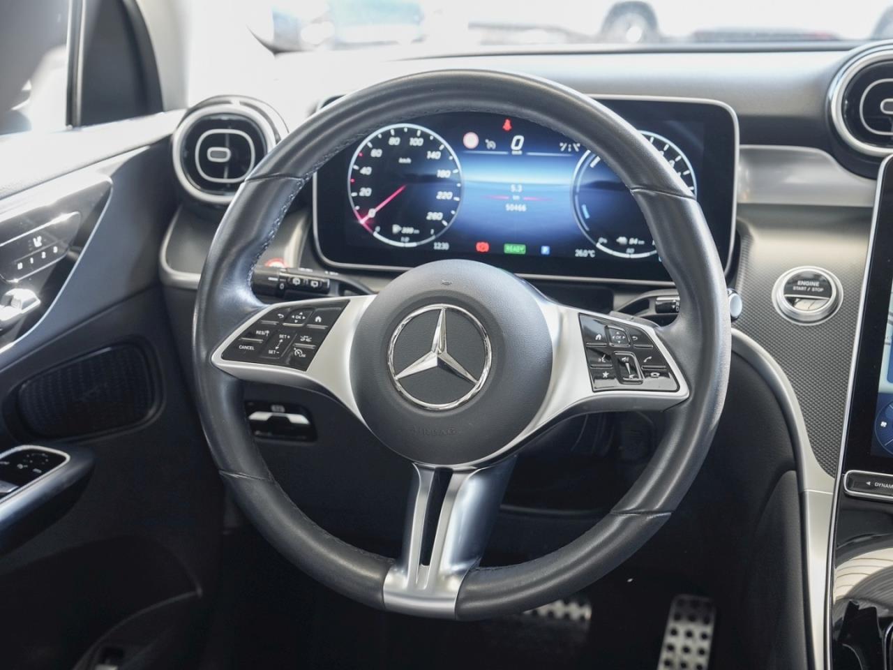 Mercedes-Benz GLC 300 e 4M Avantgarde Distronic Panorama AHK