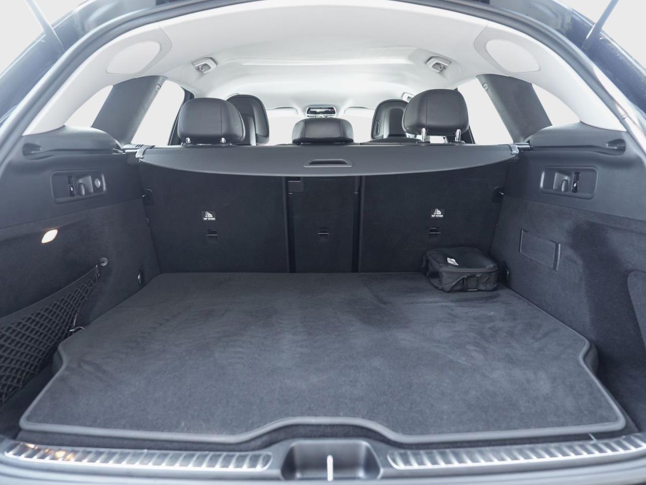 Mercedes-Benz GLC 300 e 4M Avantgarde Navi Kamera EasyPack