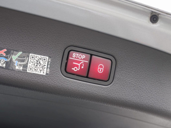 Mercedes-Benz GLC 400 e 4M AMG Night Panorama Distronic AHK