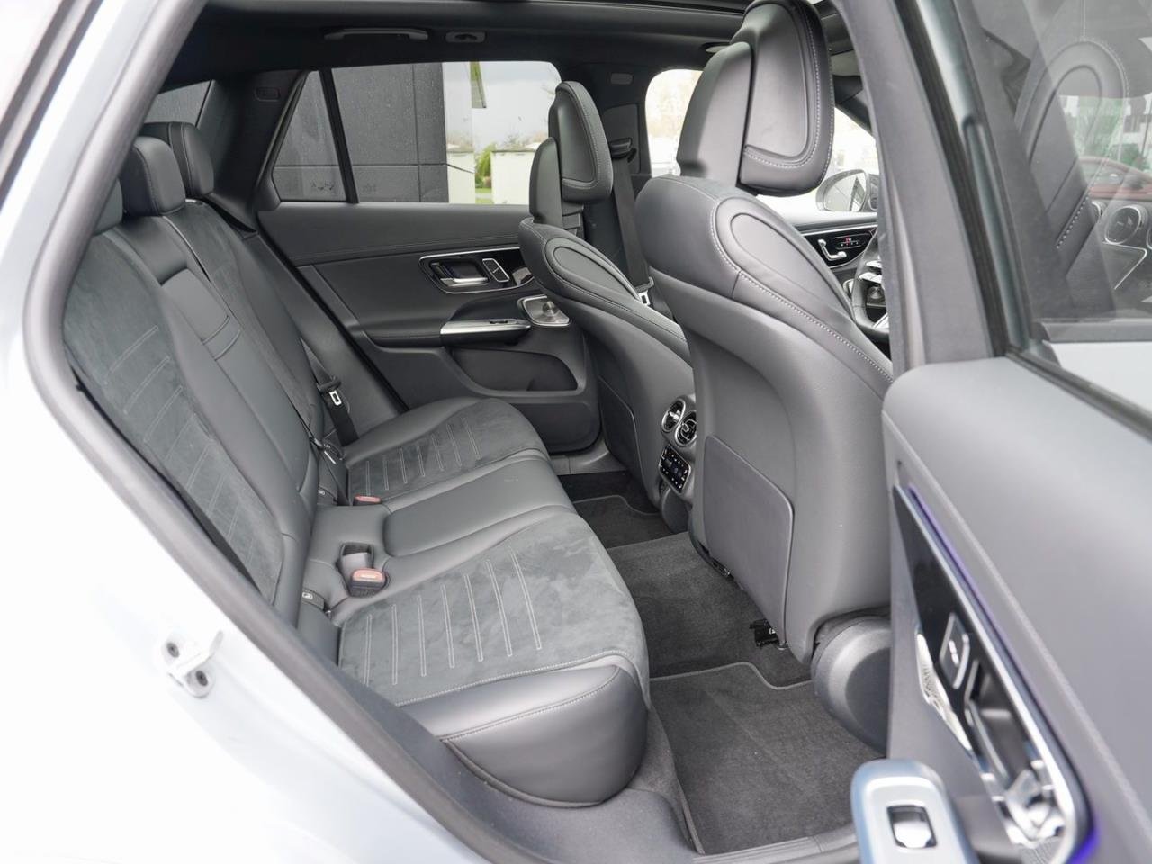 Mercedes-Benz GLC 400 e 4M AMG Night Panorama Distronic AHK