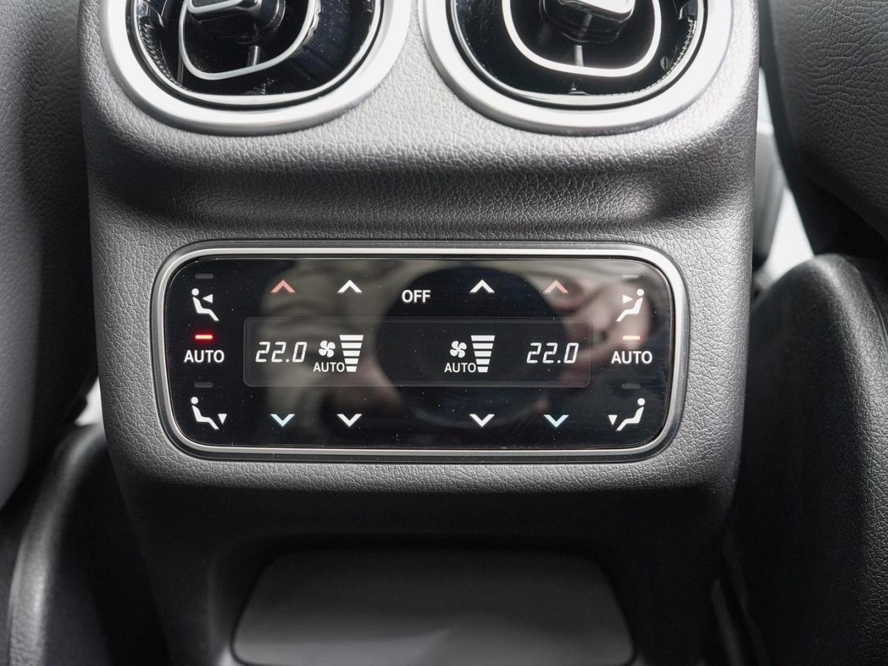 Mercedes-Benz GLC 400 e 4M AMG Night Panorama Distronic AHK