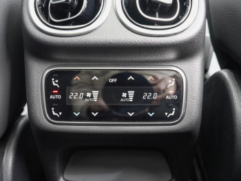 Mercedes-Benz GLC 400 e 4M AMG Night Panorama Distronic AHK