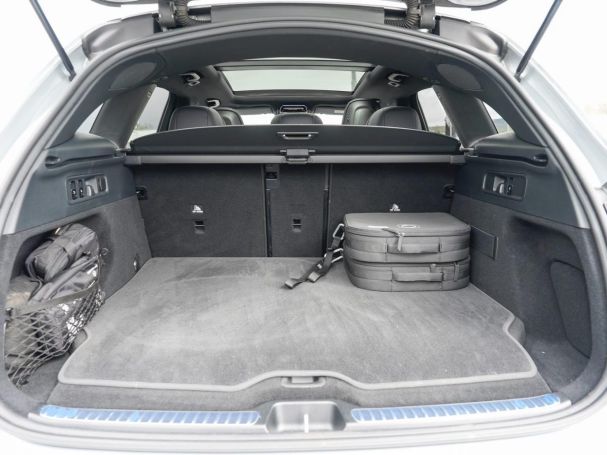 Mercedes-Benz GLC 400 e 4M AMG Night Panorama Distronic AHK