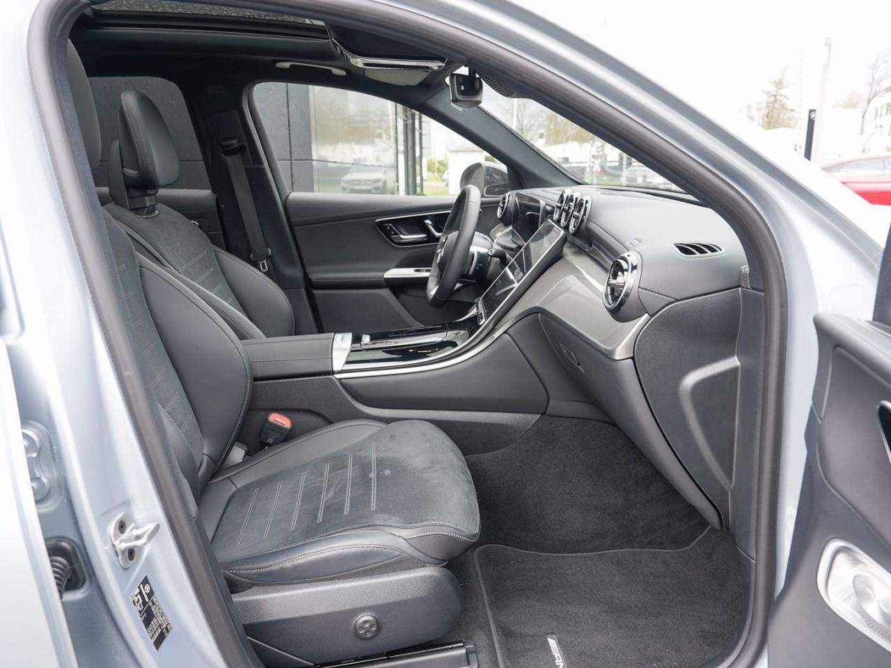 Mercedes-Benz GLC 400 e 4M AMG Night Panorama Distronic AHK