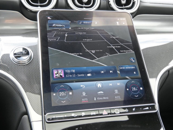 Mercedes-Benz GLC 400 e 4M AMG Panorama Distronic AHK HUD 360°
